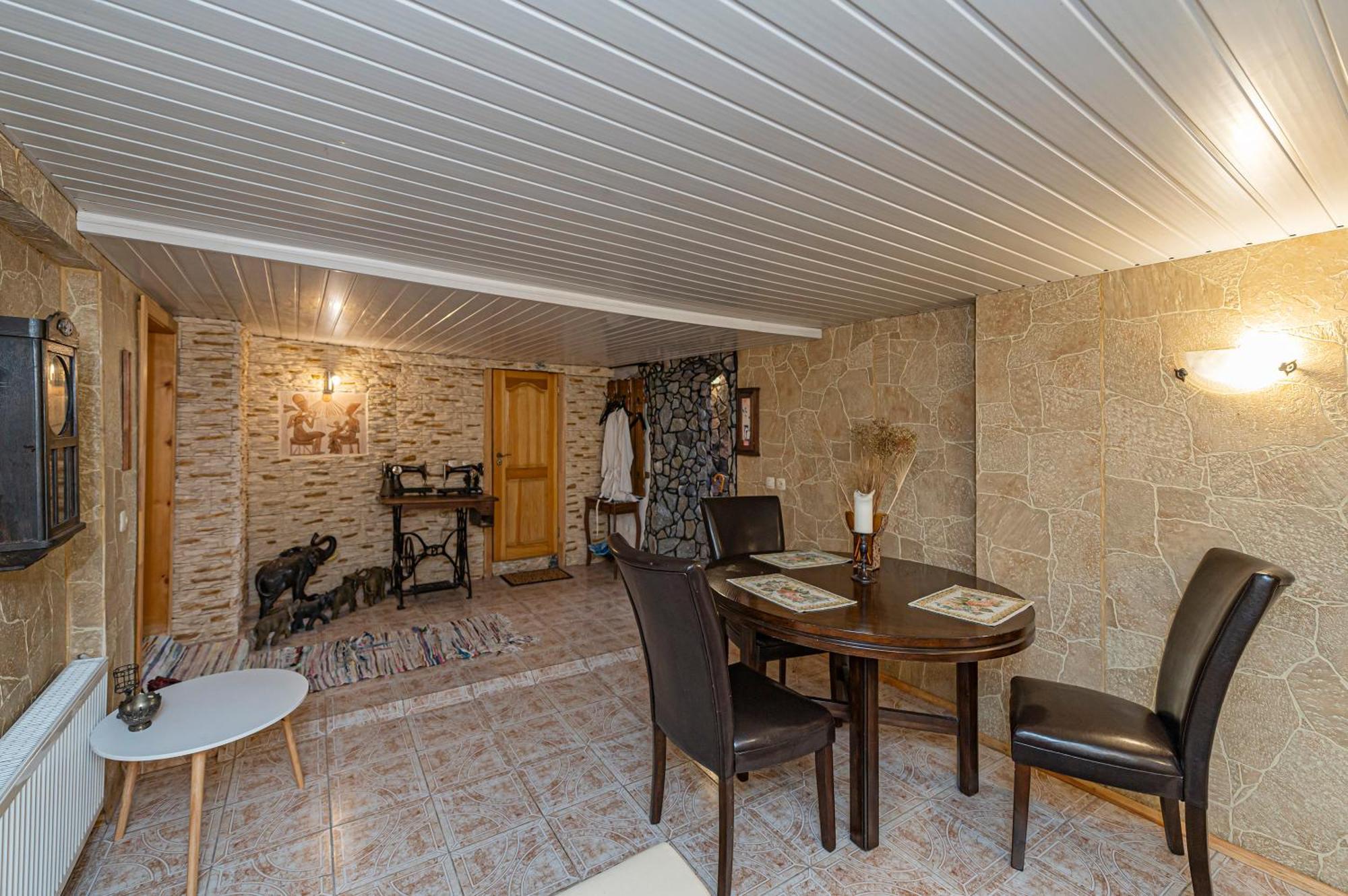 Spacious Studio Apartment By Polo Apartments Каунас Экстерьер фото